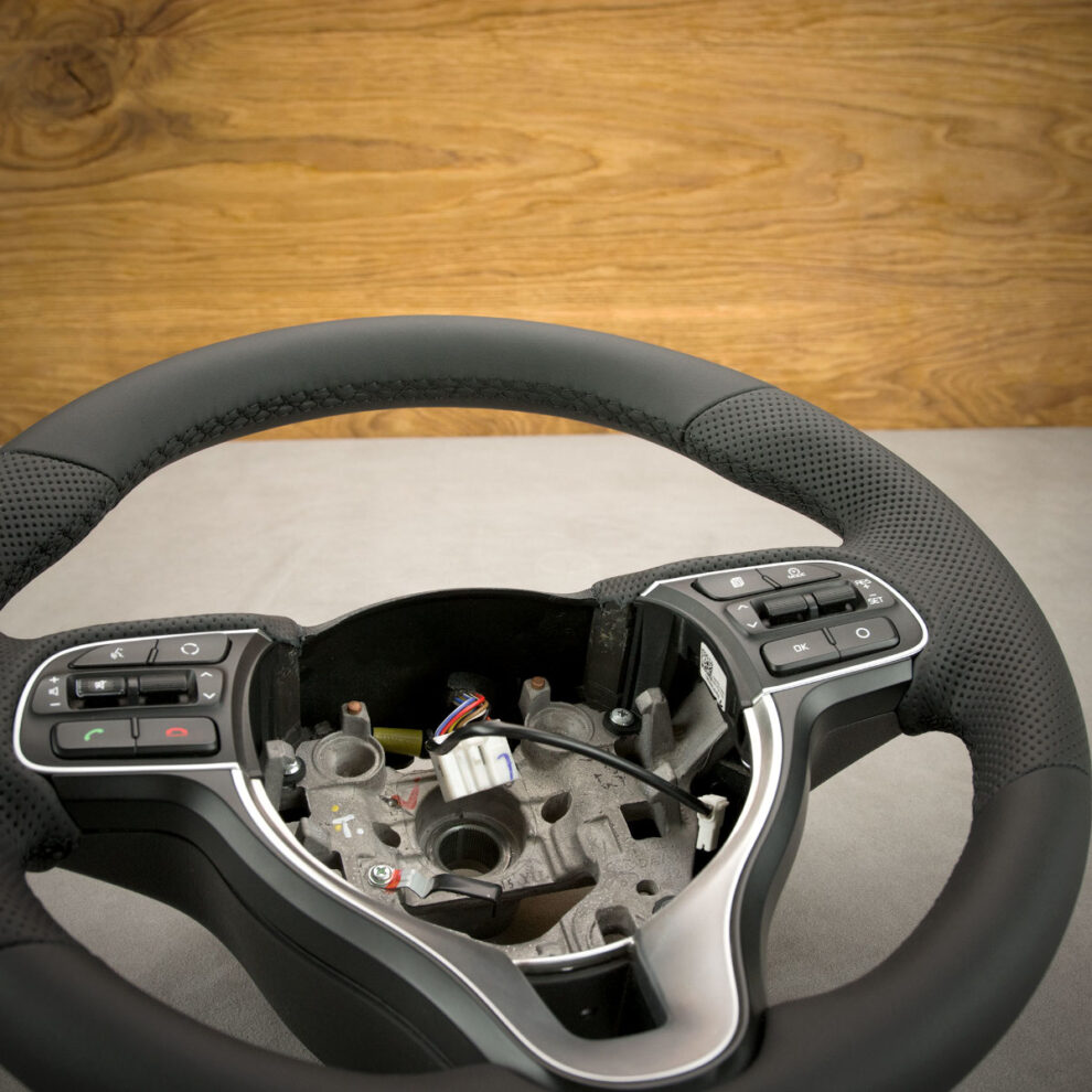 Obszycie kierownicy KIA Sportage IV