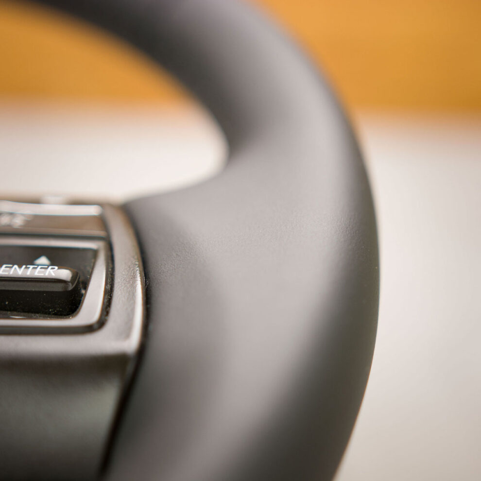 Obszycie kierownicy Lexus RX III