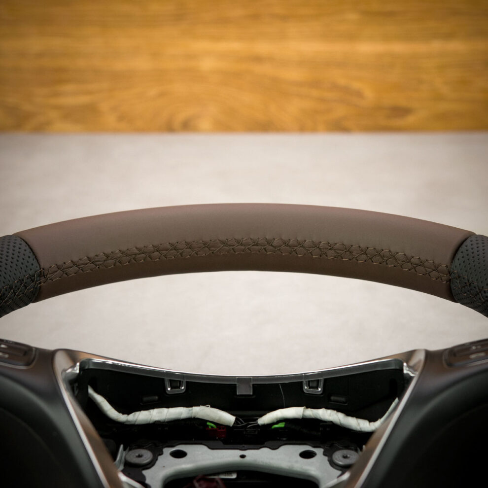 Obszycie kierownicy Mercedes-Benz Vito