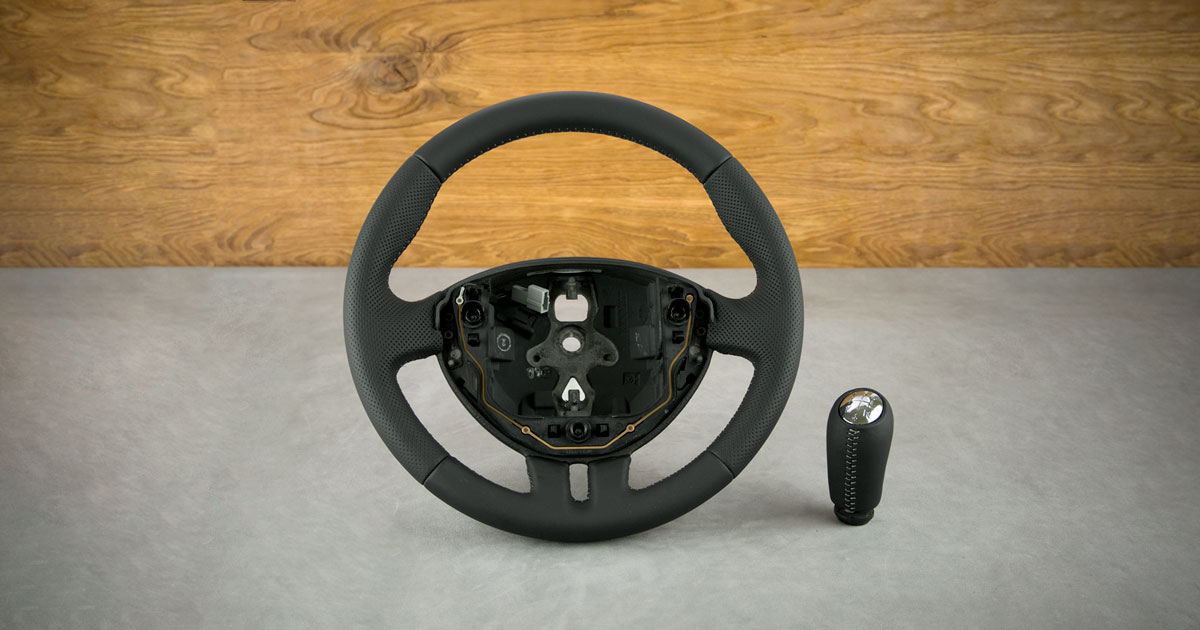 Obszycie kierownicy Renault Clio III