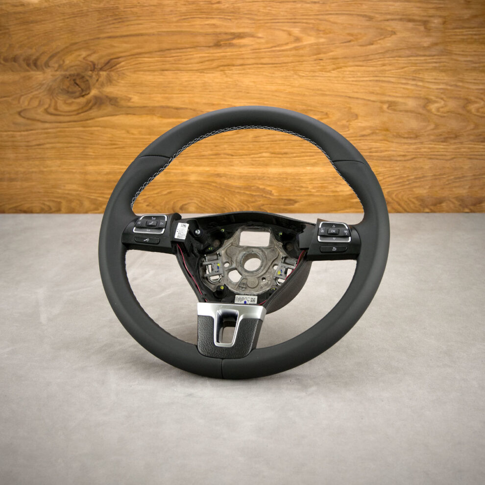 Obszycie kierownicy Volkswagen Golf VI