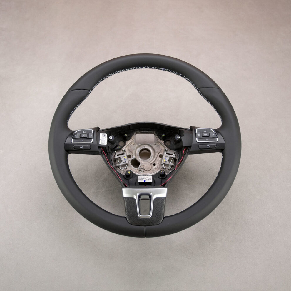 Obszycie kierownicy Volkswagen Golf VI