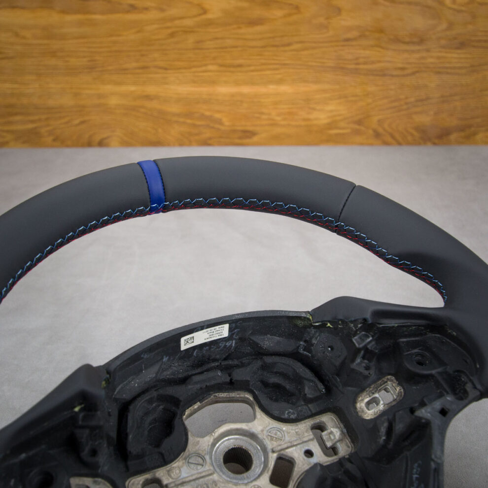 Modyfikacja i obszycie kierownicy BMW F20