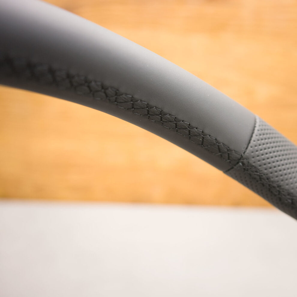 Modyfikacja i obszycie kierownicy MAN TGX