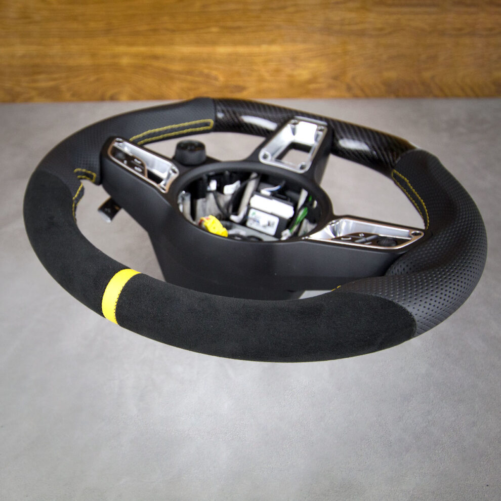 Modyfikacja i obszycie kierownicy Porsche 911