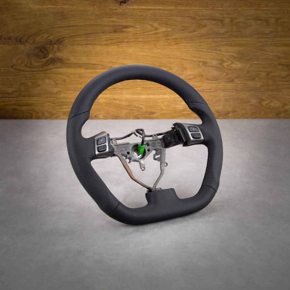 Modyfikacja i obszycie kierownicy Subaru Forester SG