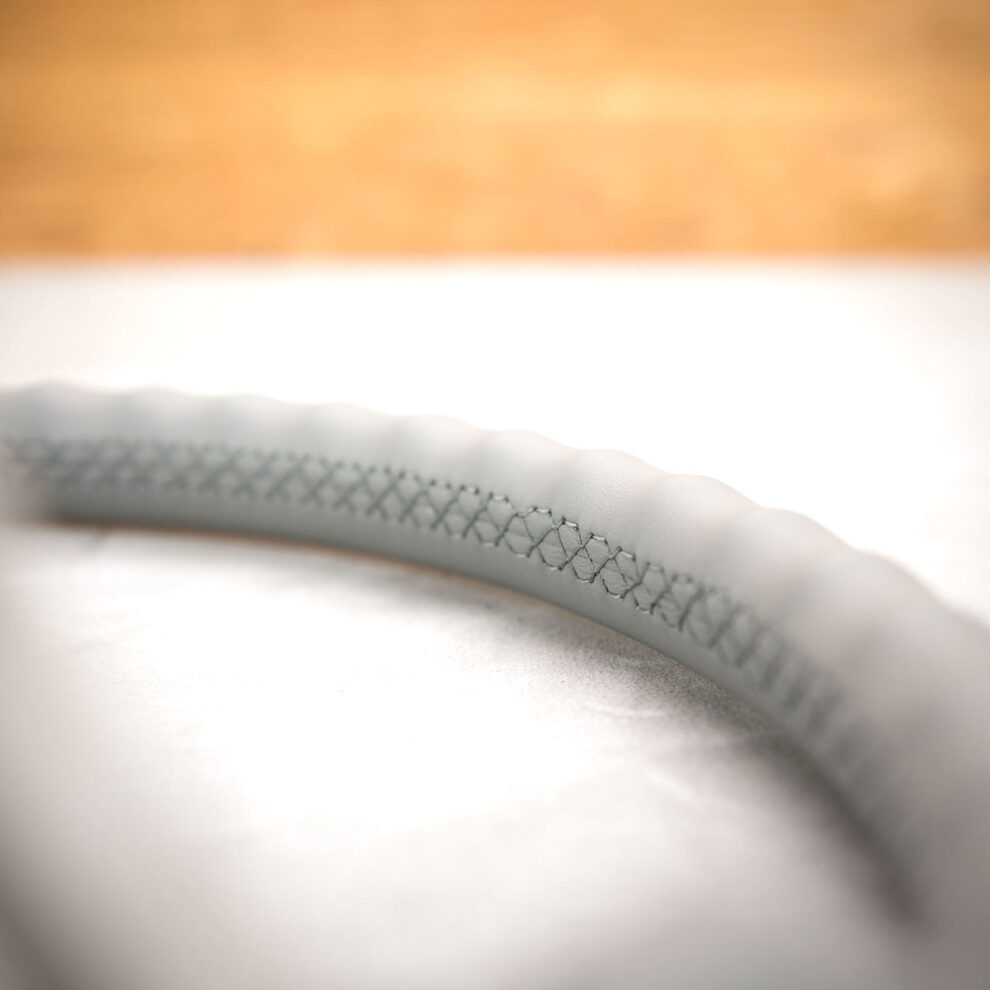 Obszycie kierownicy Jeep Grand Cherokee III