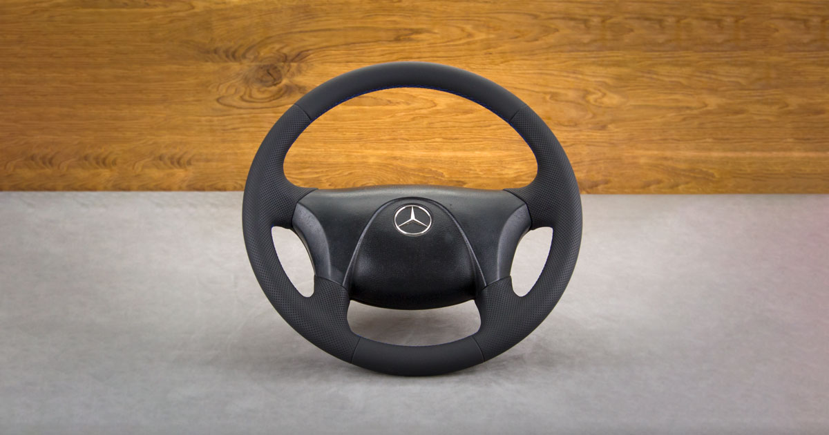 Obszycie kierownicy Mercedes-Benz Actros Obszycie kierownicy Mercedes-Benz Actros