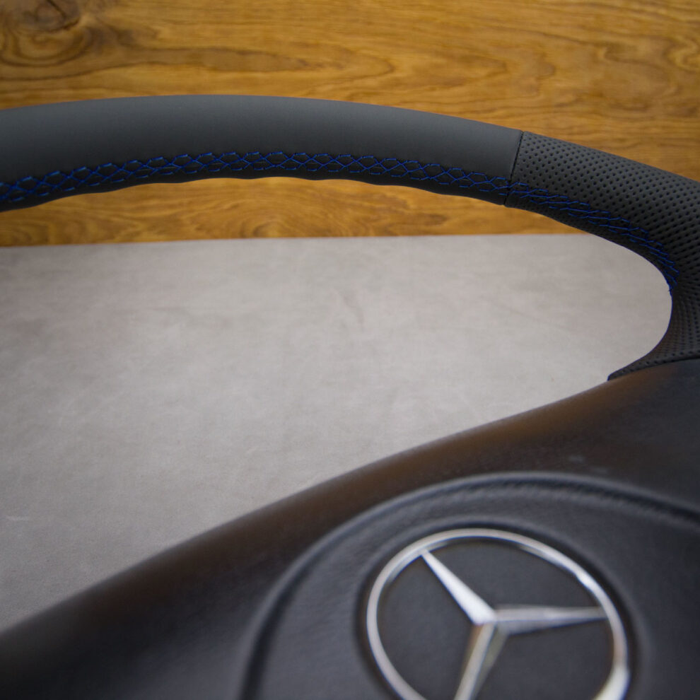 Obszycie kierownicy Mercedes-Benz Actros