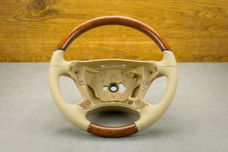 Obszycie kierownicy Mercedes-Benz CLS W219