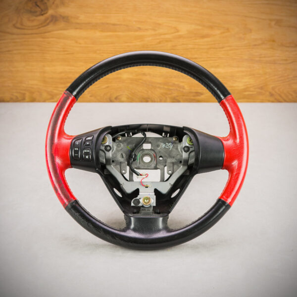 Kierownica Mazda RX8 przed obszyciem