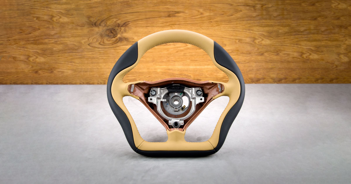 Modyfikacja i obszycie kierownicy Porsche 911