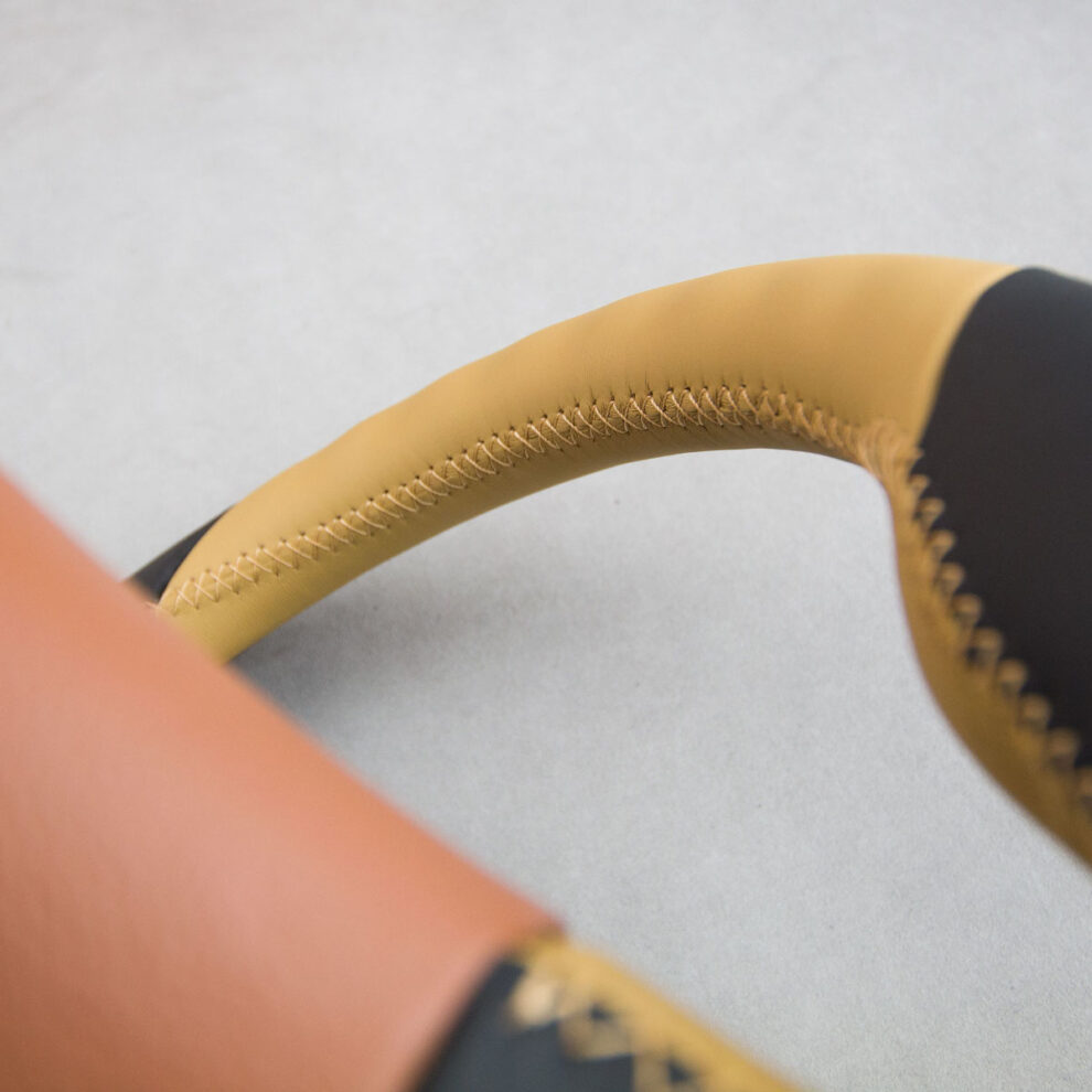 Modyfikacja i obszycie kierownicy Porsche 911