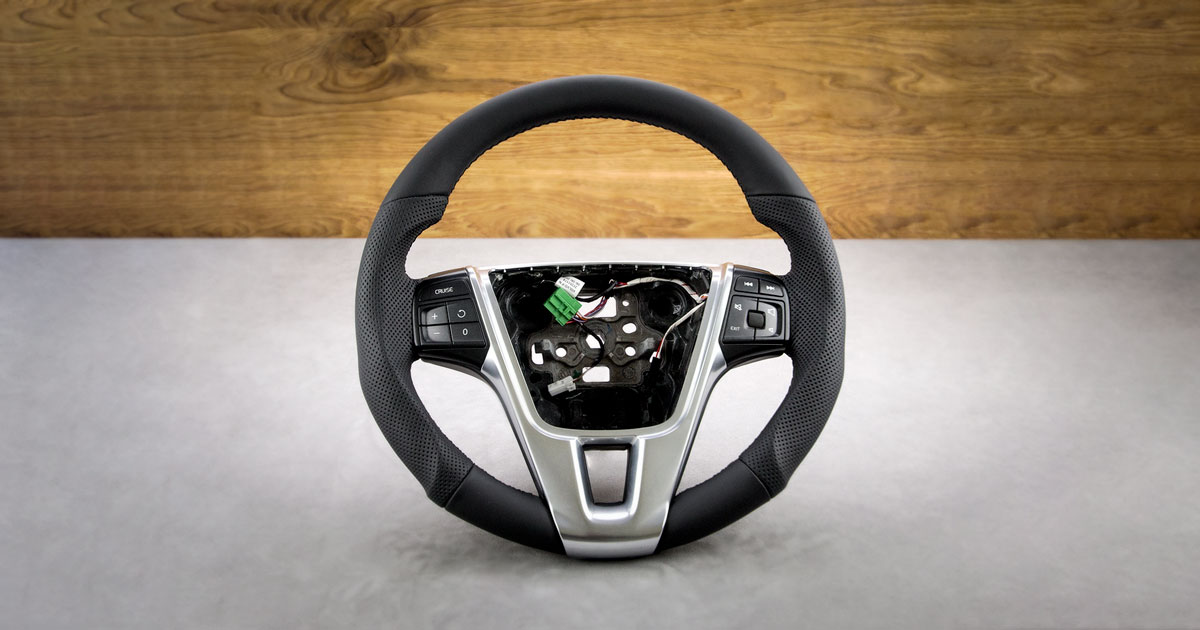 Modyfikacja i obszycie kierownicy Volvo XC60