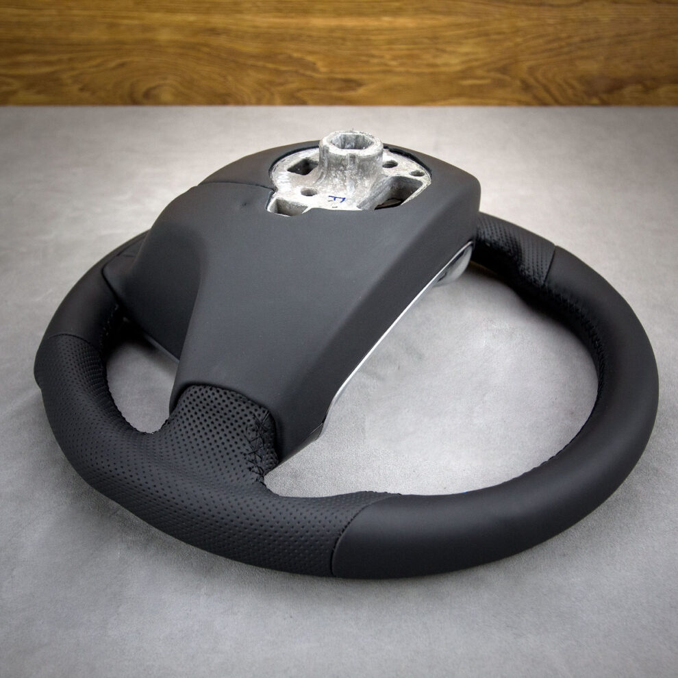 Modyfikacja i obszycie kierownicy Volvo XC60