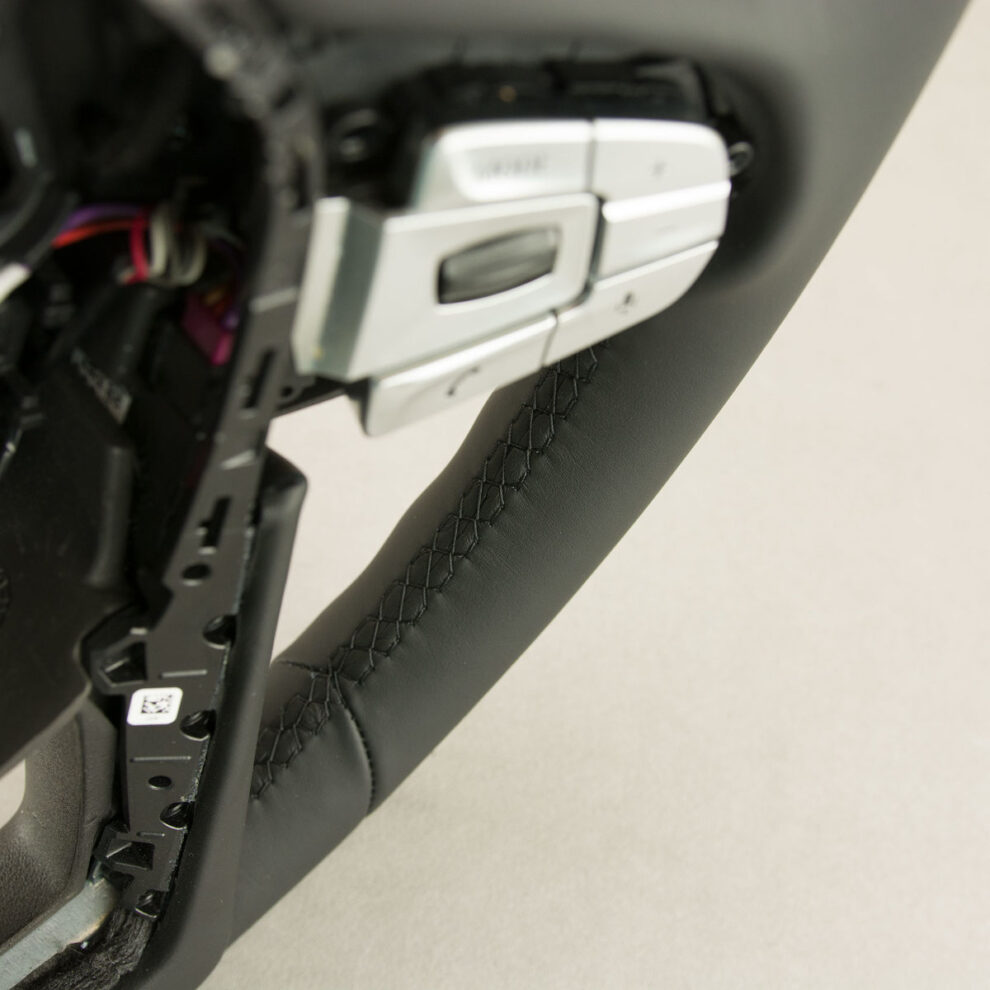 Obszycie kierownicy BMW-ALPINA B7