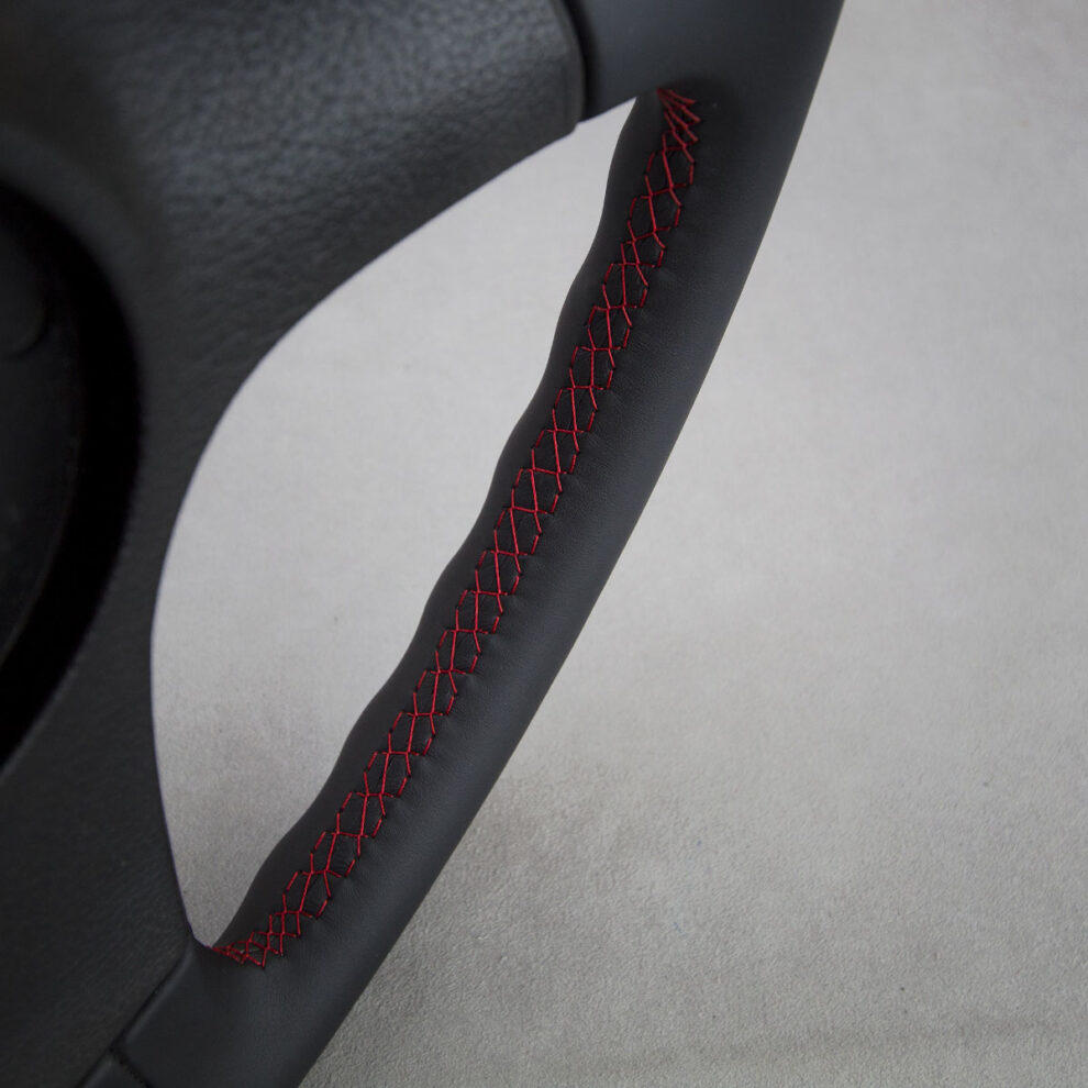 Obszycie kierownicy BMW E30