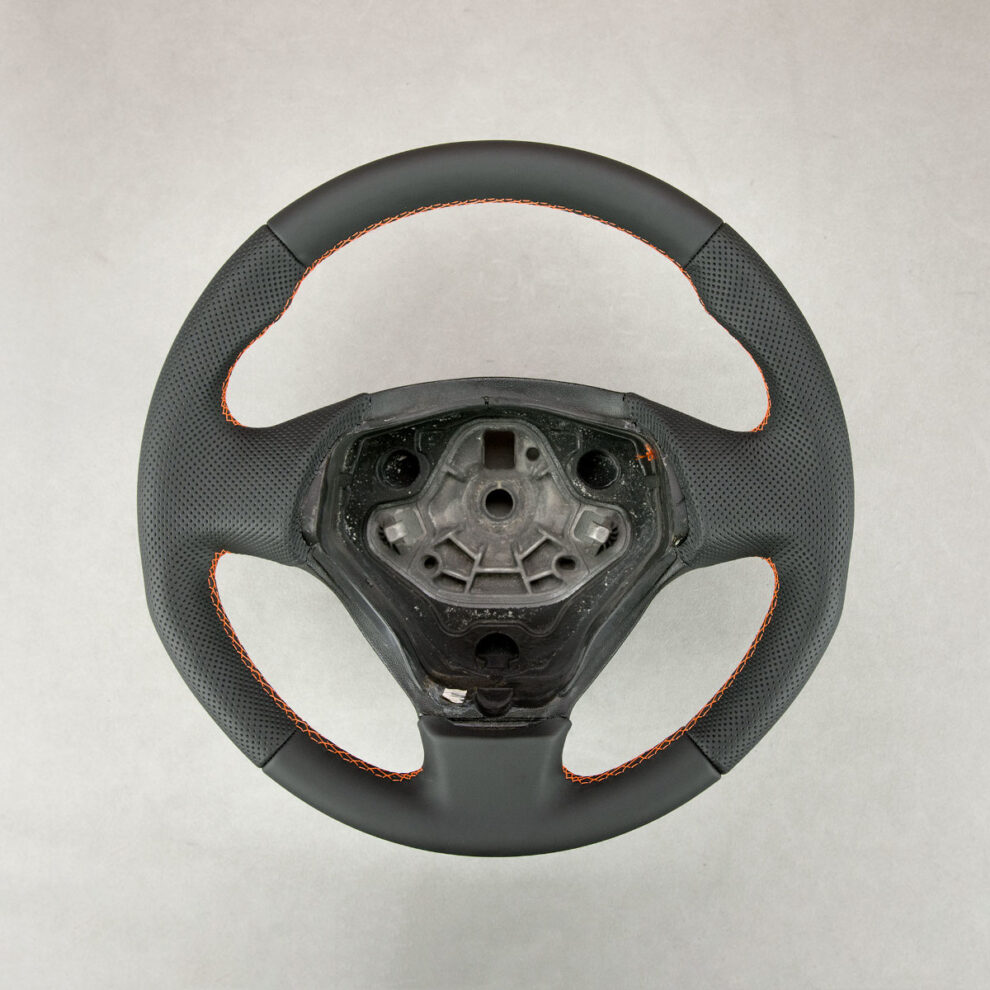 Obszycie kierownicy Fiat Bravo II
