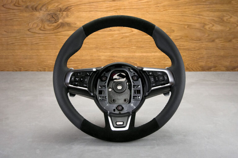 Obszycie kierownicy Jaguar F-Pace