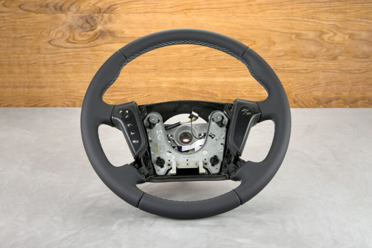 Obszycie kierownicy Toyota Avensis II