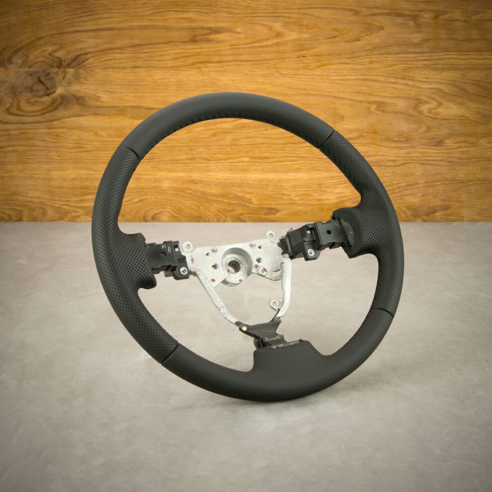 Obszycie kierownicy Toyota RAV4