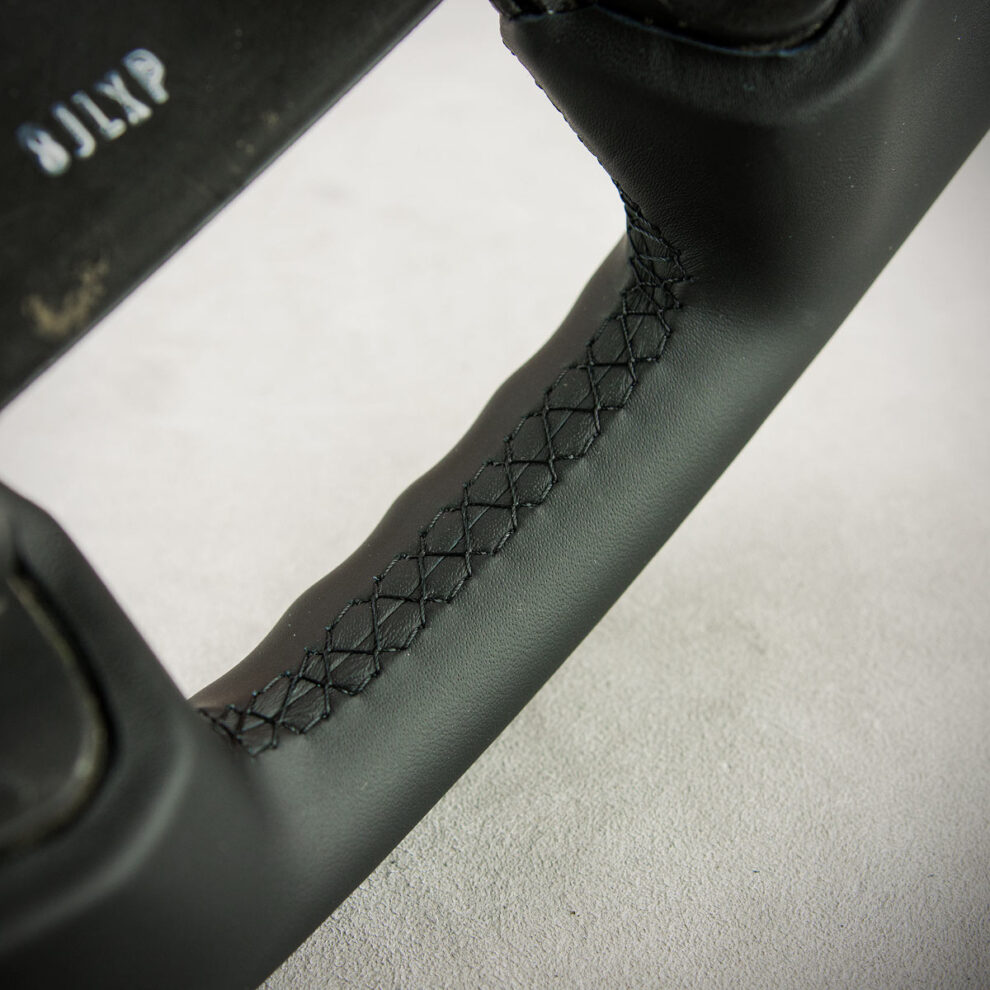 Obszycie kierownicy Isuzu D-max