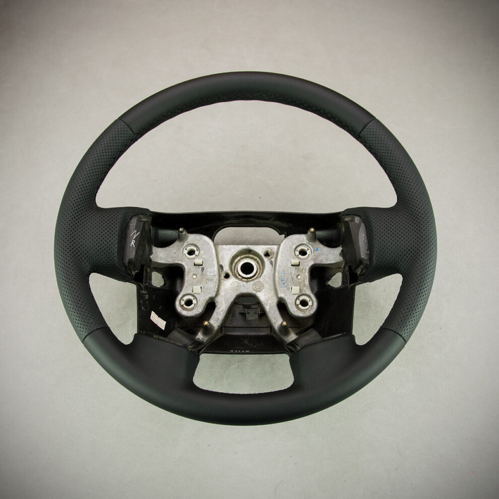 Obszycie kierownicy Isuzu D-max