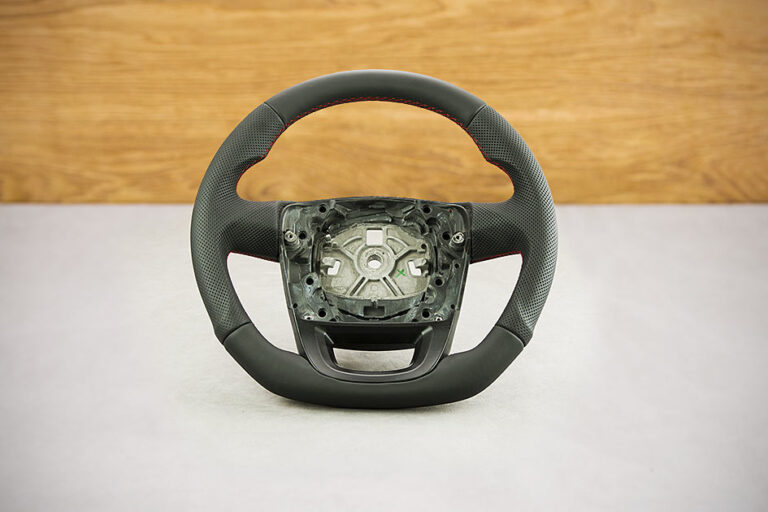 Modyfikacja i obszycie kierownicy Iveco Daily