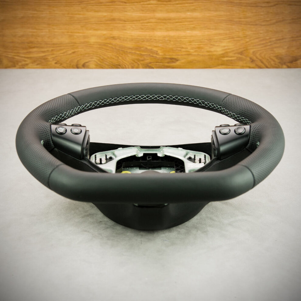 Modyfikacja i obszycie kierownicy Mercedes-benz W169