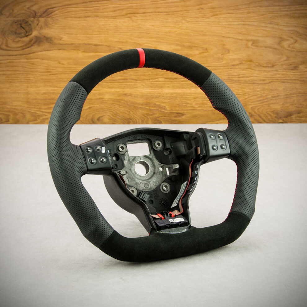 Modyfikacja i obszycie kierownicy Seat Ibiza III