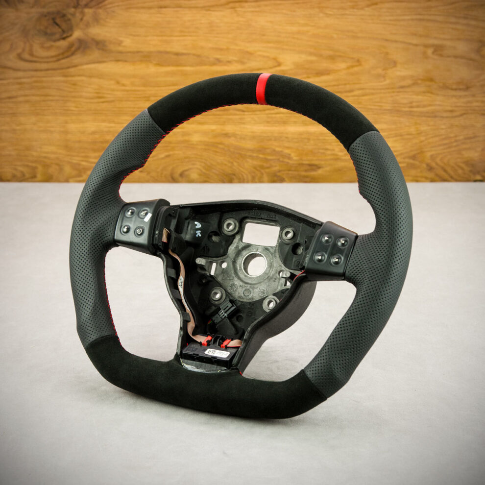 Modyfikacja i obszycie kierownicy Seat Ibiza III