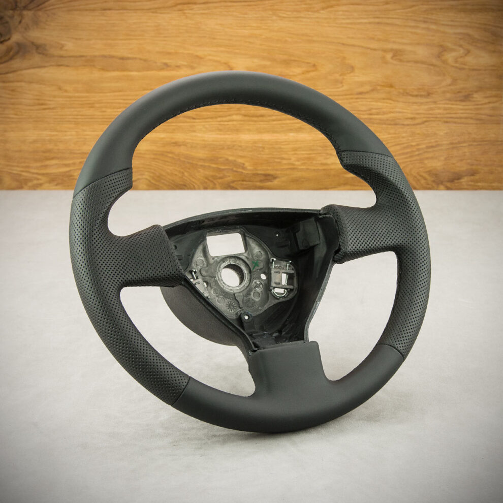 Modyfikacja i obszycie kierownicy Volkswagen Polo IV