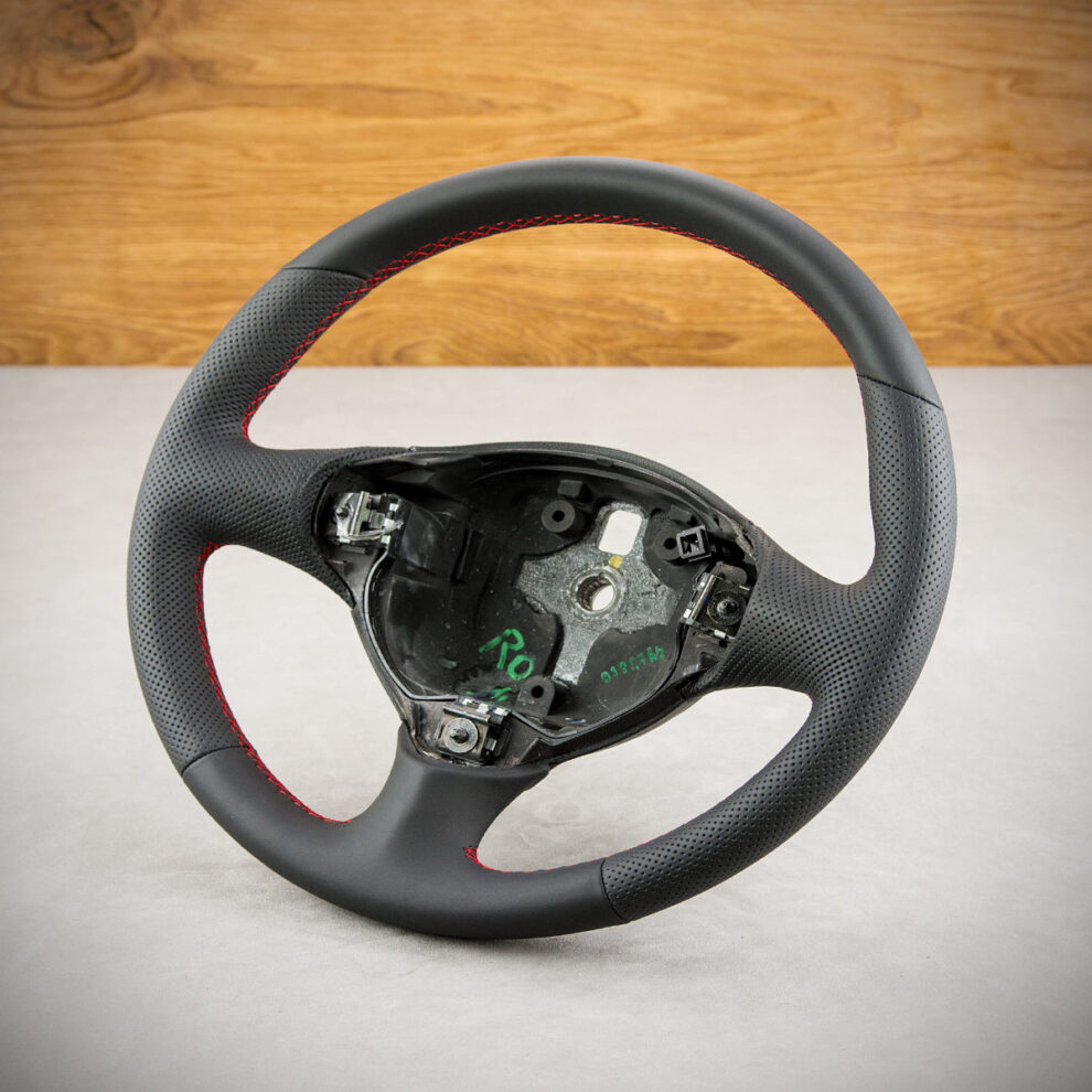 Obszycie kierownicy Alfa Romeo 156