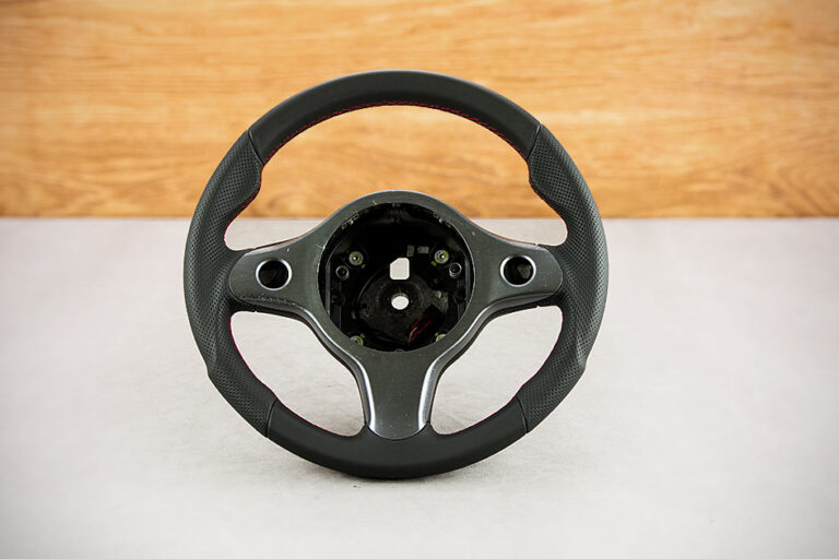 Obszycie kierownicy Alfa Romeo 159