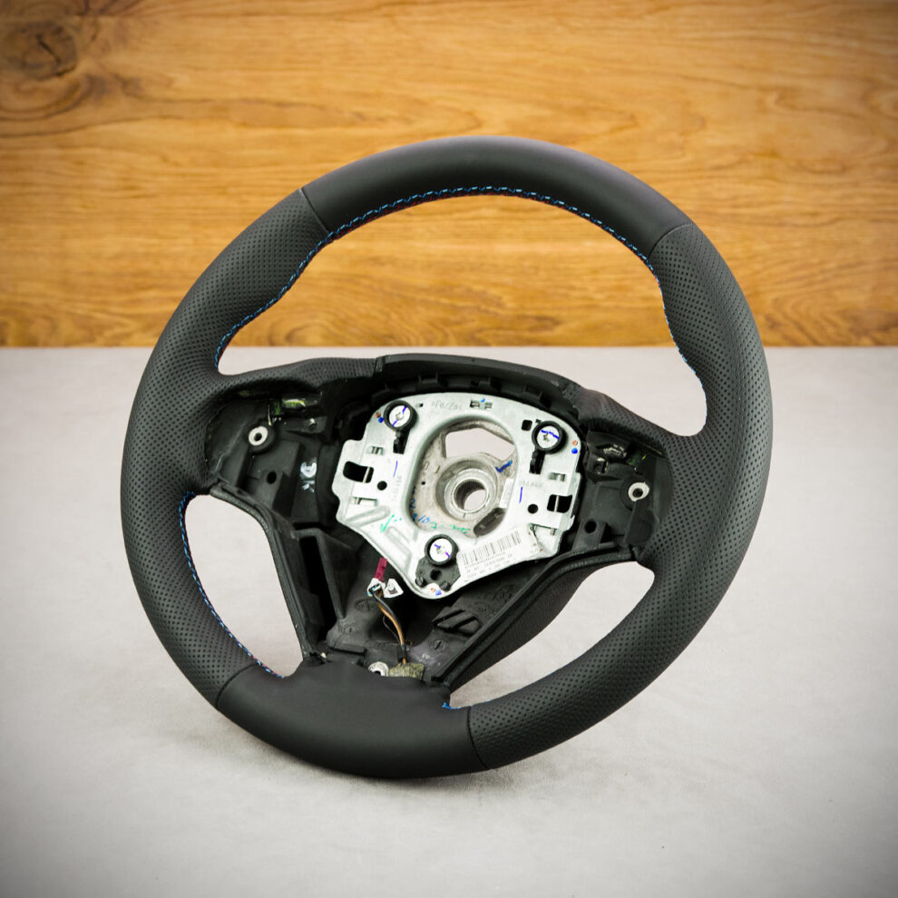 Obszycie kierownicy BMW X3 F25
