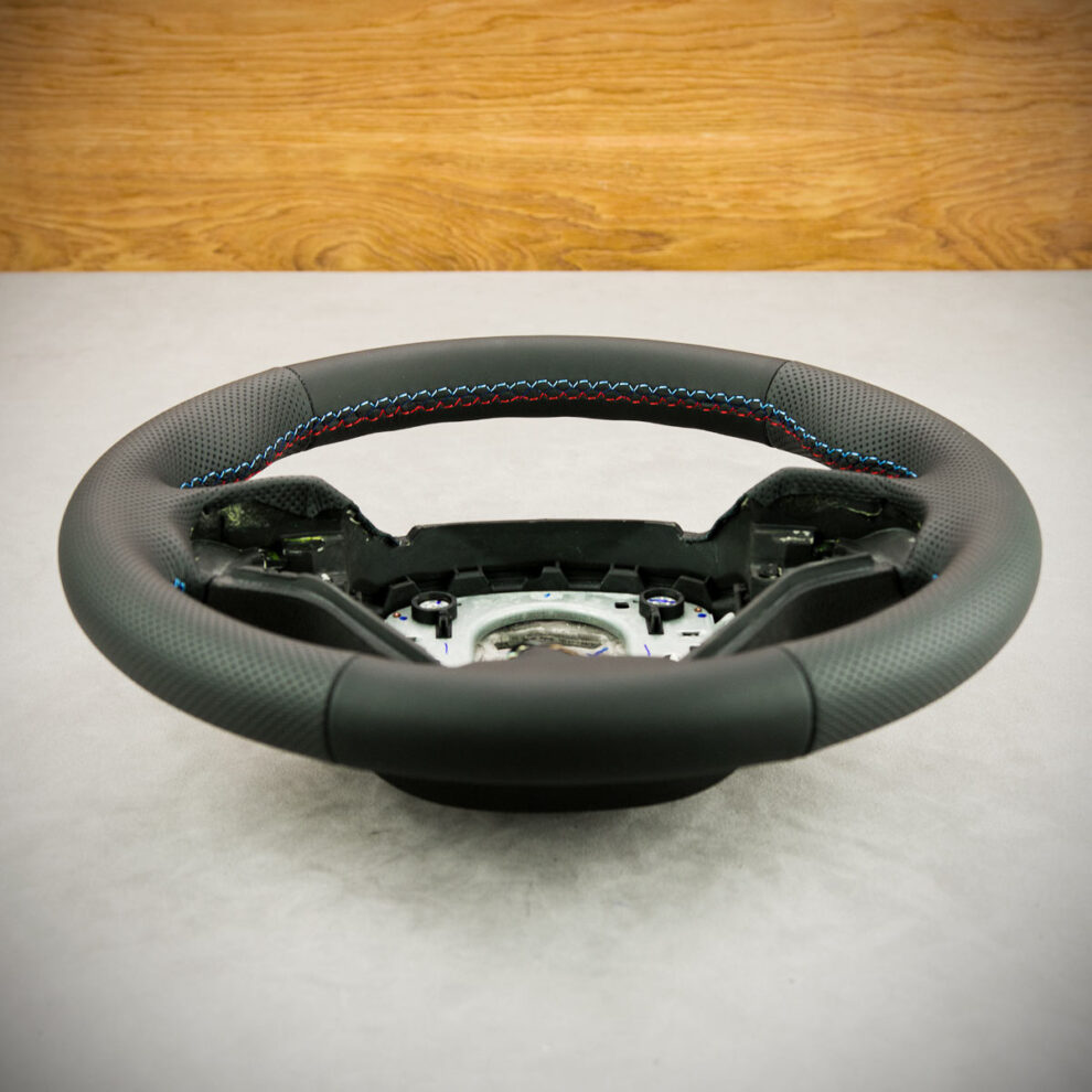 Obszycie kierownicy BMW X3 F25