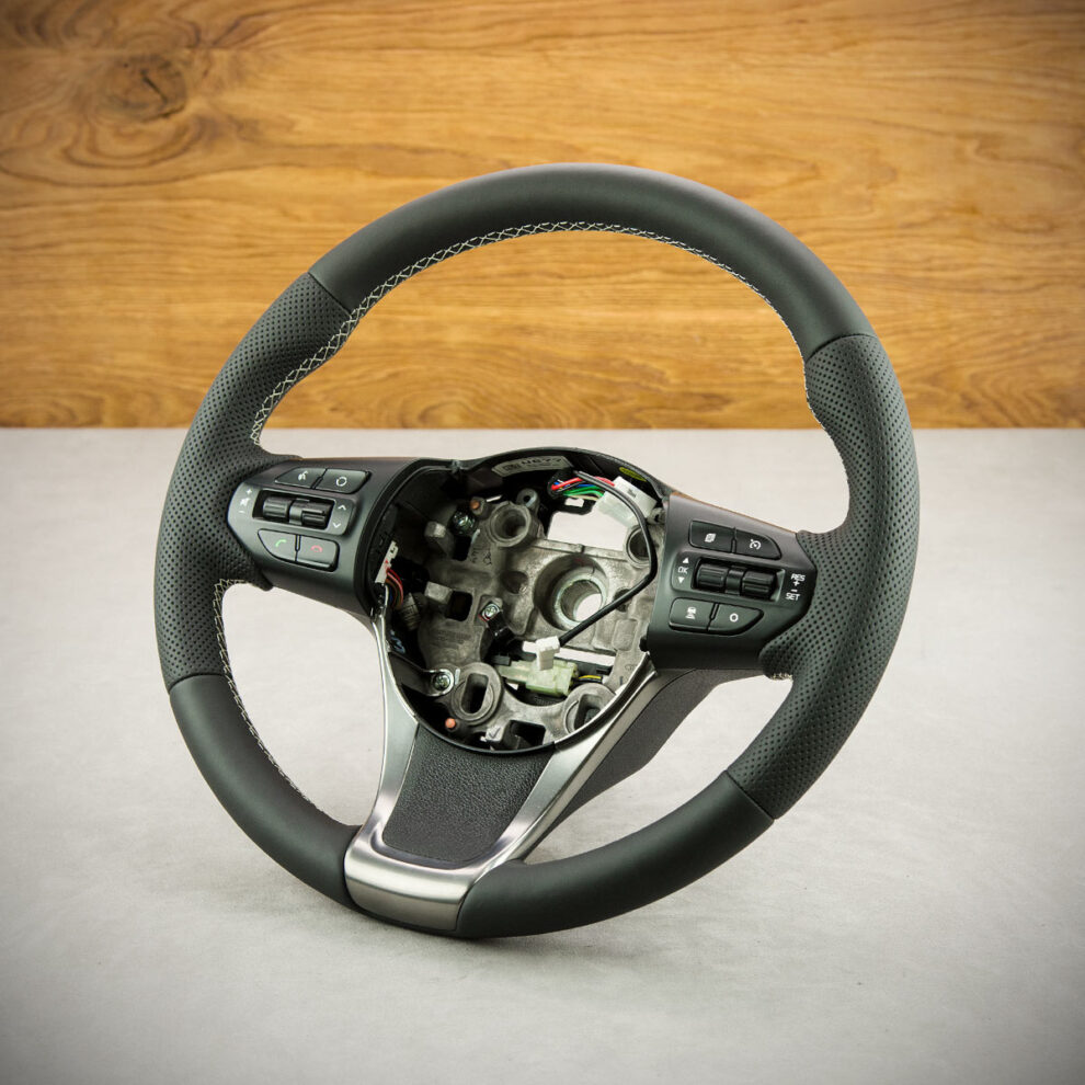 Obszycie kierownicy Kia Sorento III