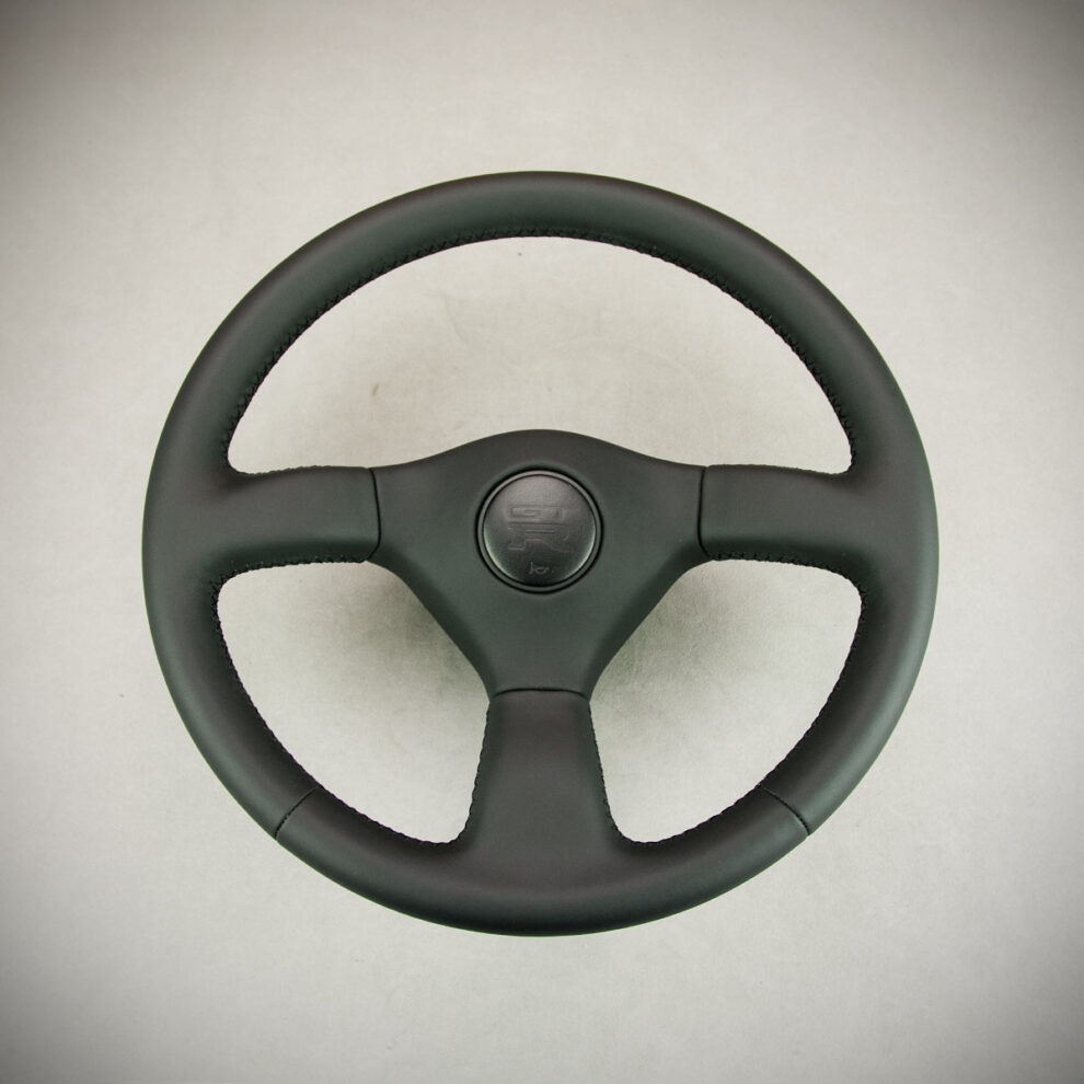 Obszycie kierownicy Nissan Skyline R32 GT-R