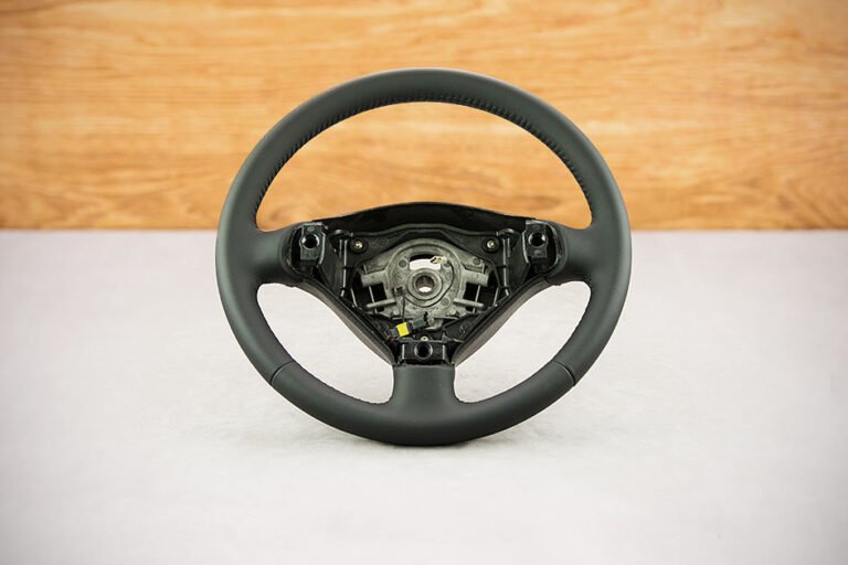 Obszycie kierownicy Peugeot 307