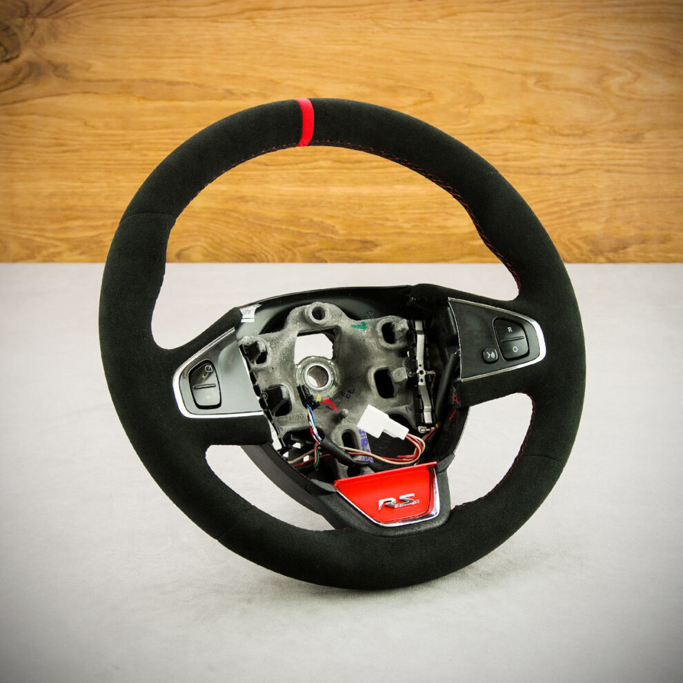 Obszycie kierownicy Renault Clio IV RS
