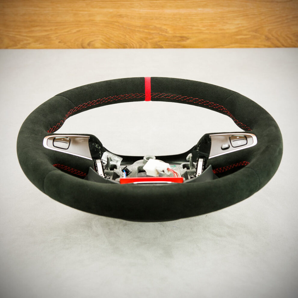 Obszycie kierownicy Renault Clio IV RS