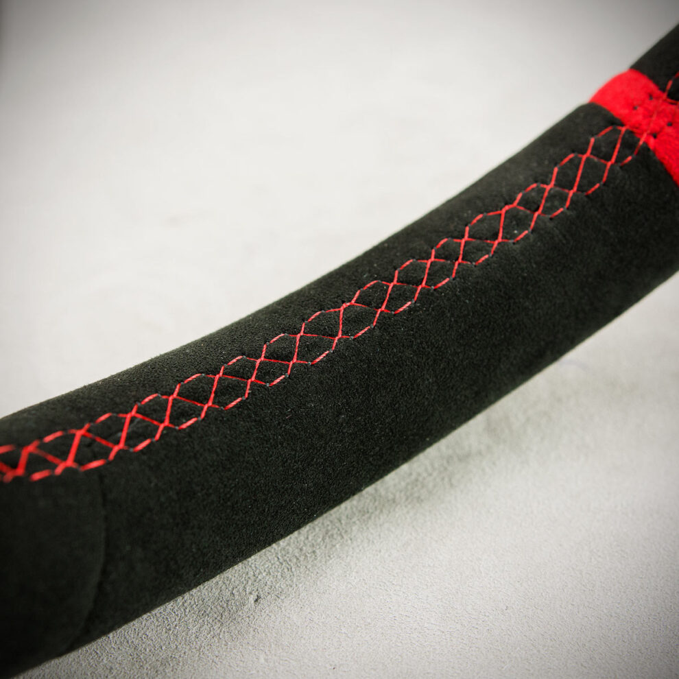 Obszycie kierownicy Renault Clio IV RS