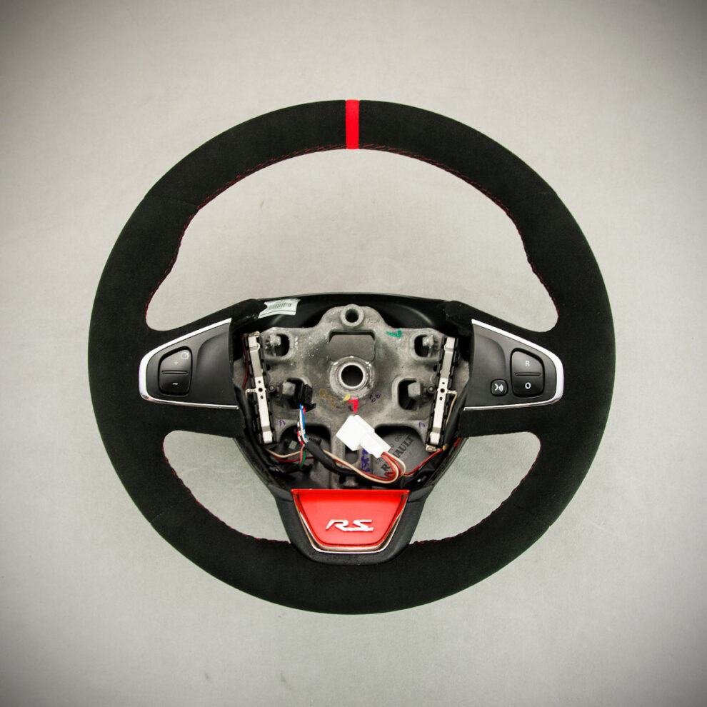 Obszycie kierownicy Renault Clio IV RS