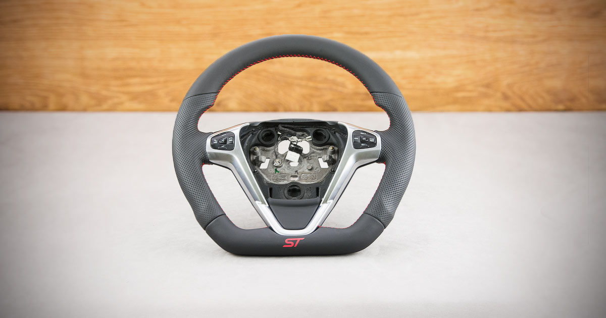 Modyfikacja i obszycie kierownicy Ford Fiesta ST Mk7