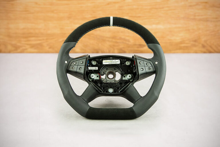 Modyfikacja i obszycie kierownicy Mercedes-Benz ML 63 AMG W164