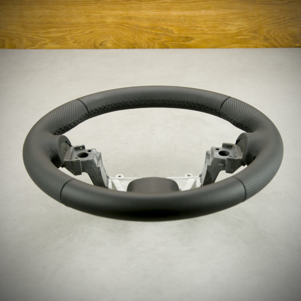 Modyfikacja i obszycie kierownicy Suzuki Swift IV