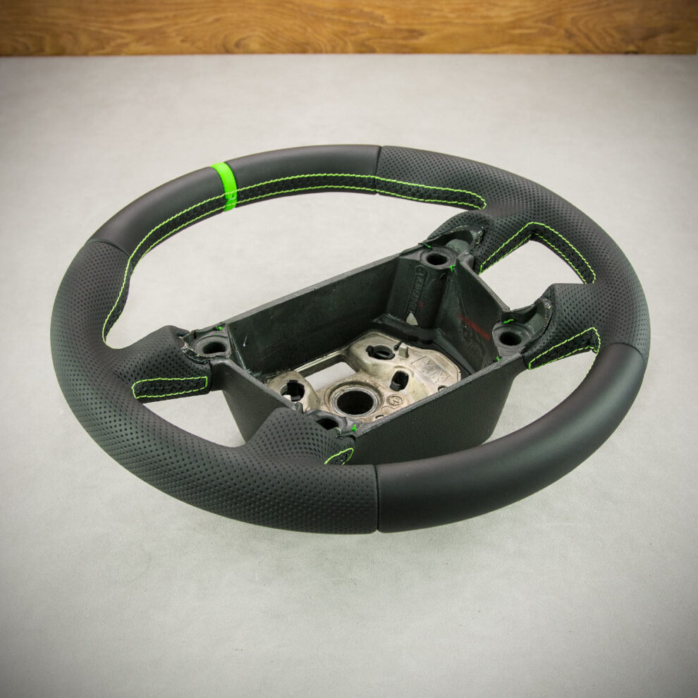 Modyfikacja i obszycie kierownicy Volkswagen Transporter T5