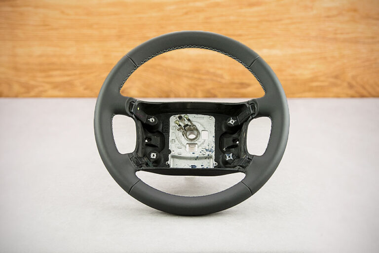 Obszycie kierownicy Audi 80