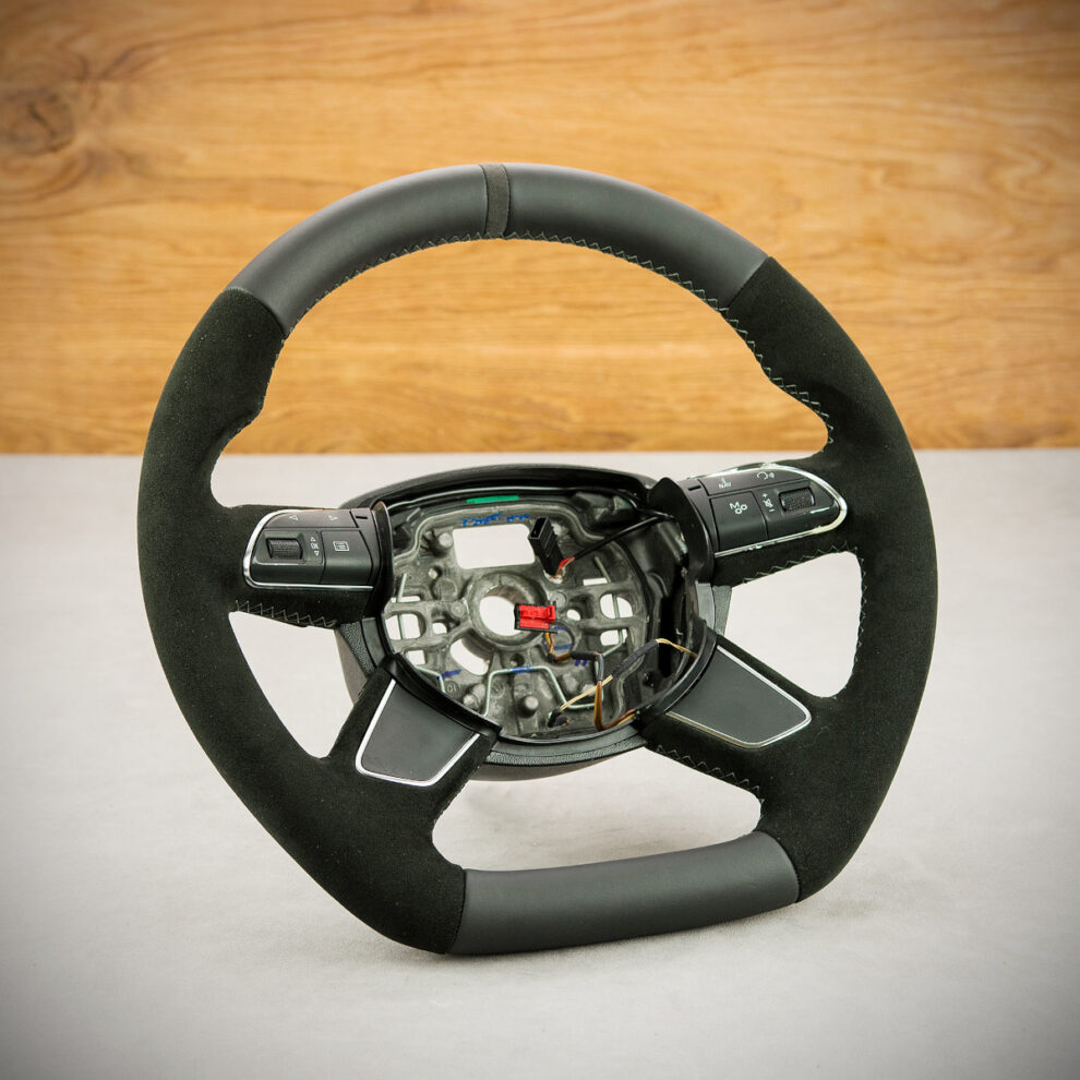 Modyfikacja i obszycie kierownicy Audi A6 C7
