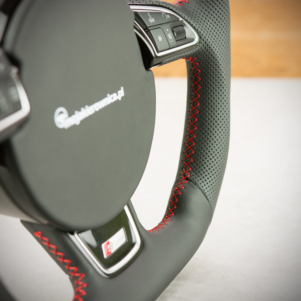 Modyfikacja i obszycie kierownicy Audi A6 C7